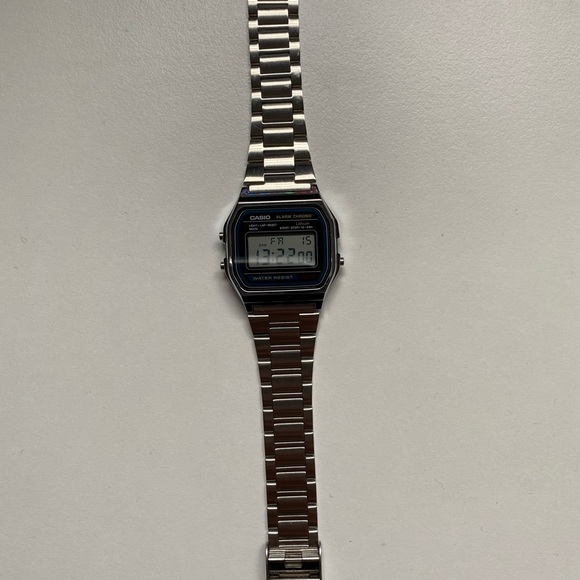 4 watches, all in good condition, some never used. - Picture 9 of 13